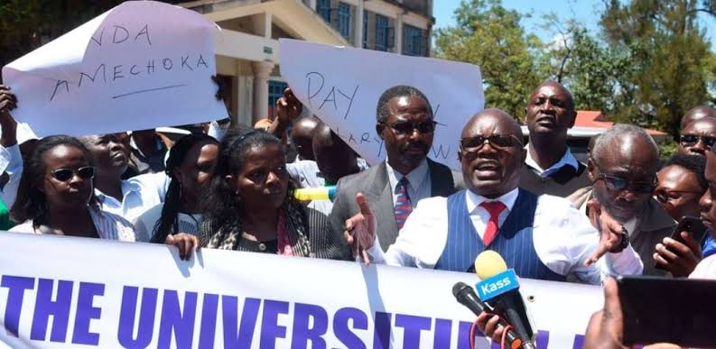 LECTURERS YET TO FORMALLY CALL OFF STRIKE