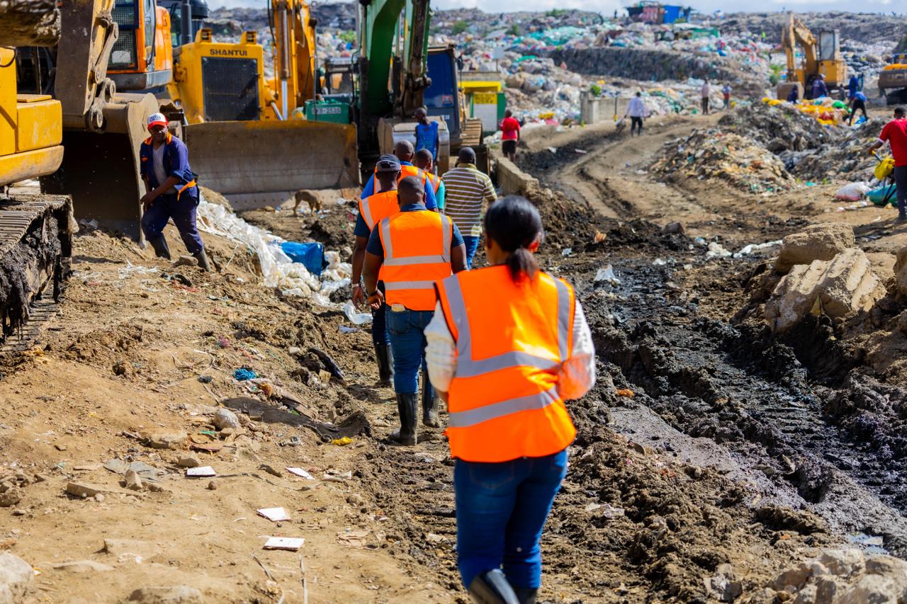 Nairobi records progress as SafishaKaNairo clean-up drive restores order in waste hotspots