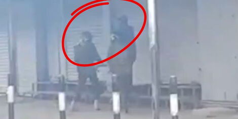 POLICE OFFICER CAPTURED ON CAMERA SHOOTING UNARMED VENDOR IN NAIROBI CBD